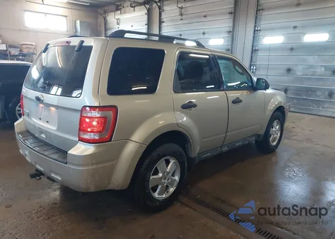 2011 Ford Escape Xlt from USA, damaged, VIN 1FMCU9D78BKB98861